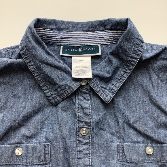 Sleeveless Chambray Button Down Shirt - Picture 2 of 4